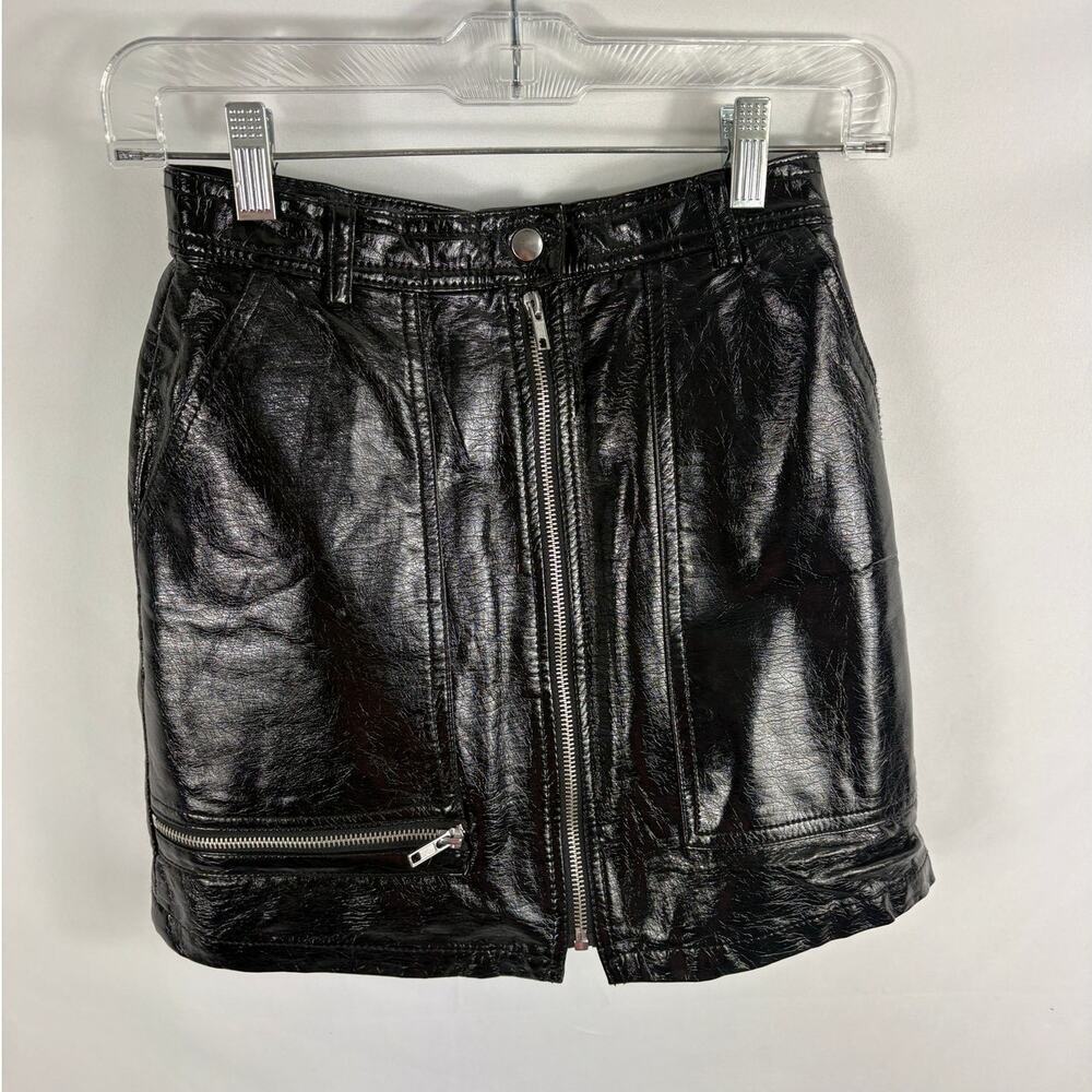 Silence + Noise Anthro Front Zip Faux Leather Mini Skirt Size small